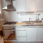 Elegant Loft Serragli