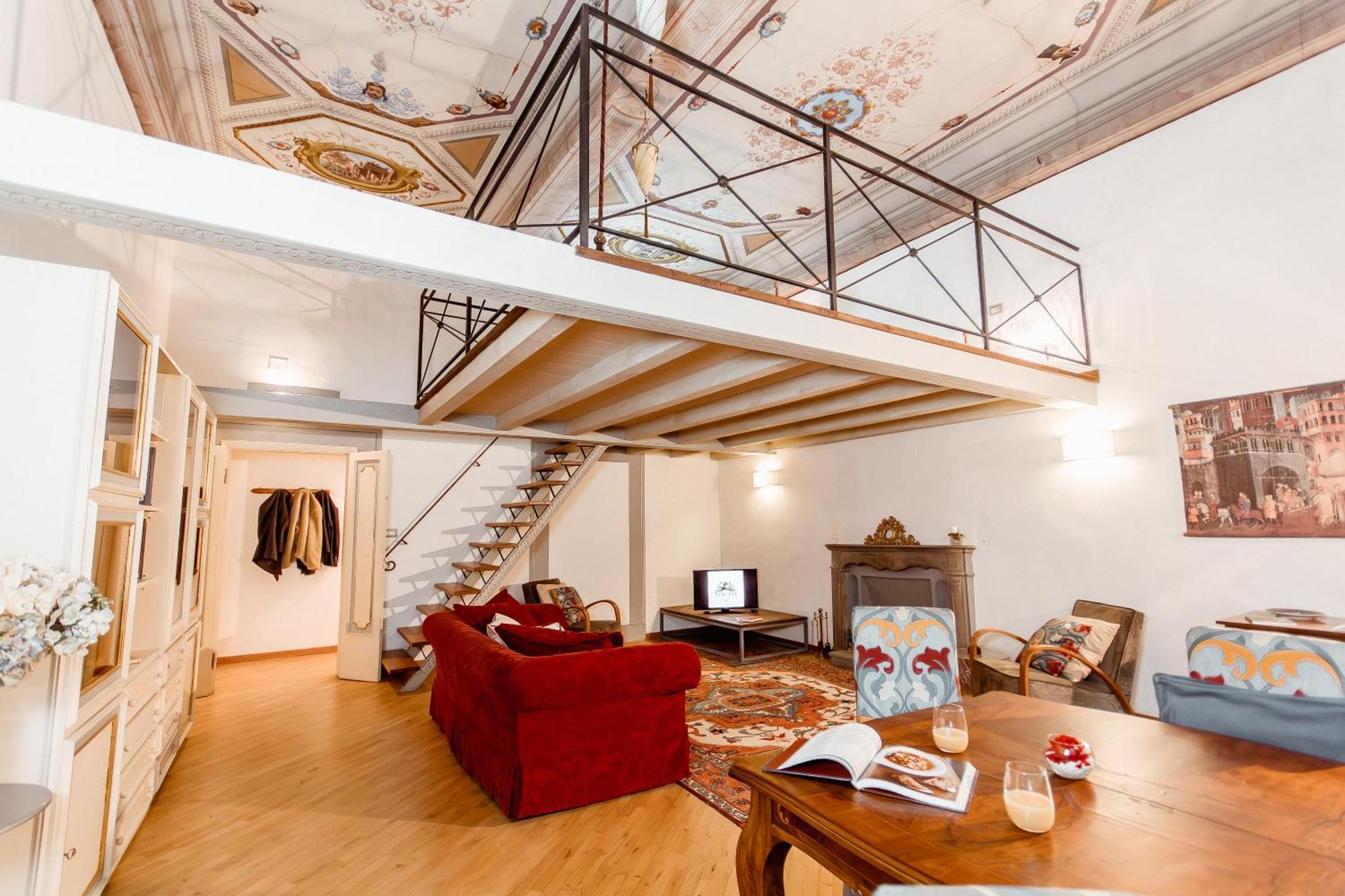 Elegant Loft Serragli *