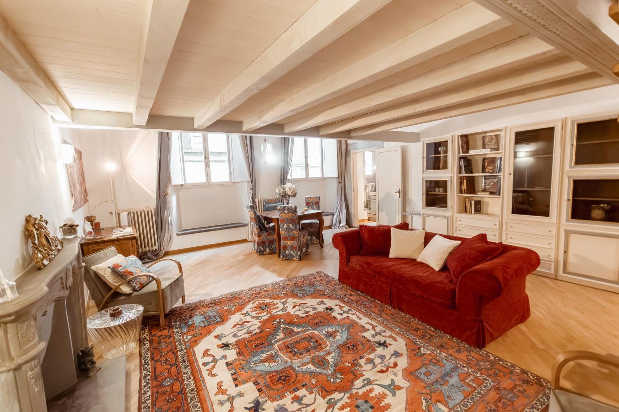 Elegant Loft Serragli Apartamento