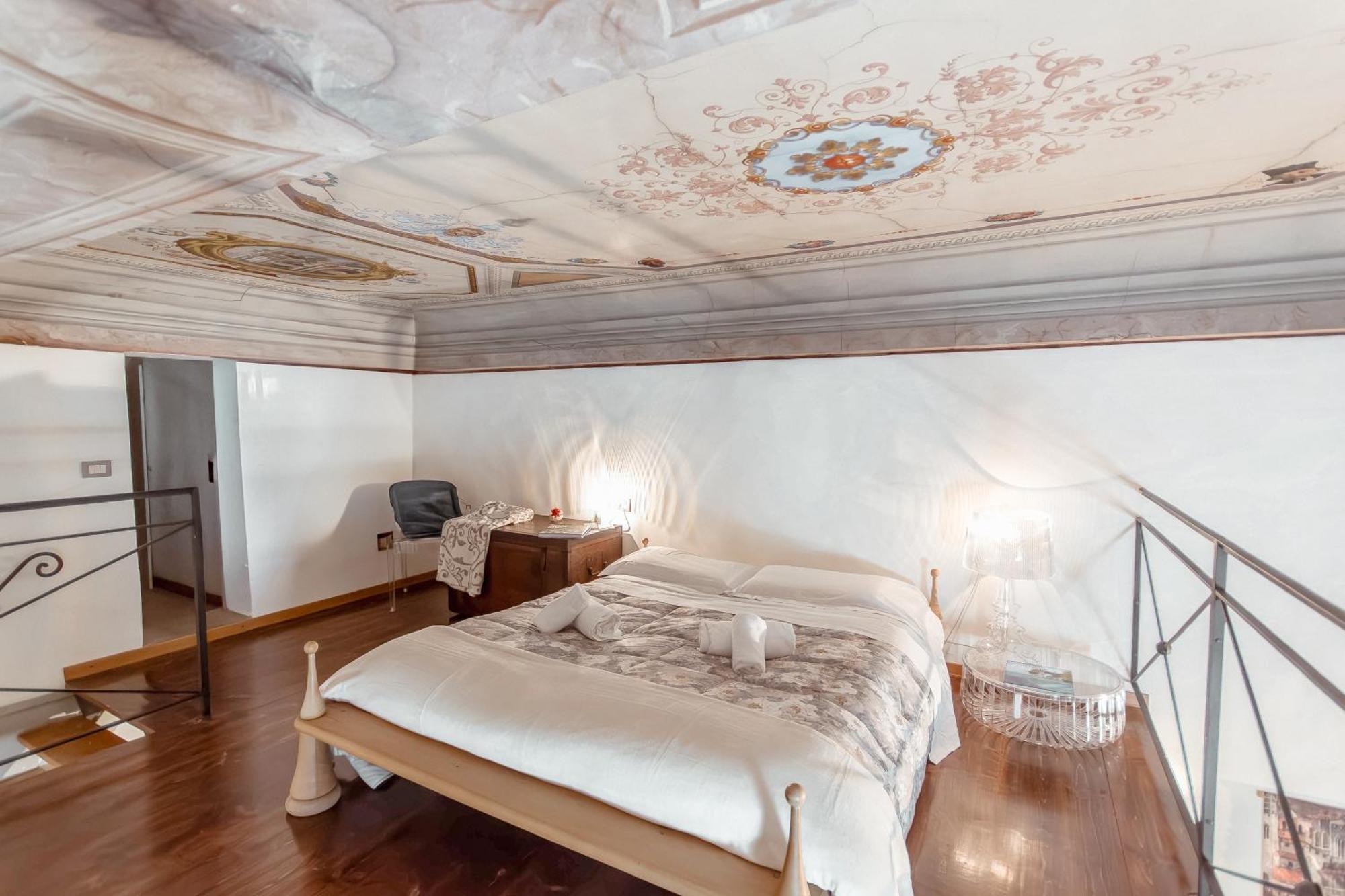 Elegant Loft Serragli Apartamento